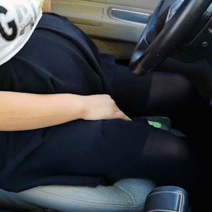 Pregnancy Comfortable Seat Belt Adjuster Car Safety Belt Positioner for Mothers Plus Size and Post Abdominal Surgery Patients