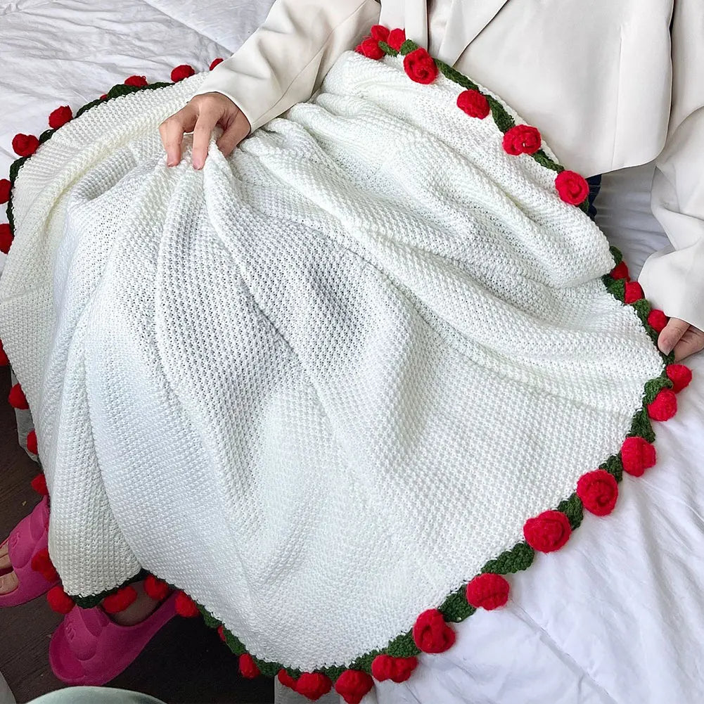 Coperta Romantica Fatta a Mano a Bouquet di Rose all'Uncinetto per la Casa