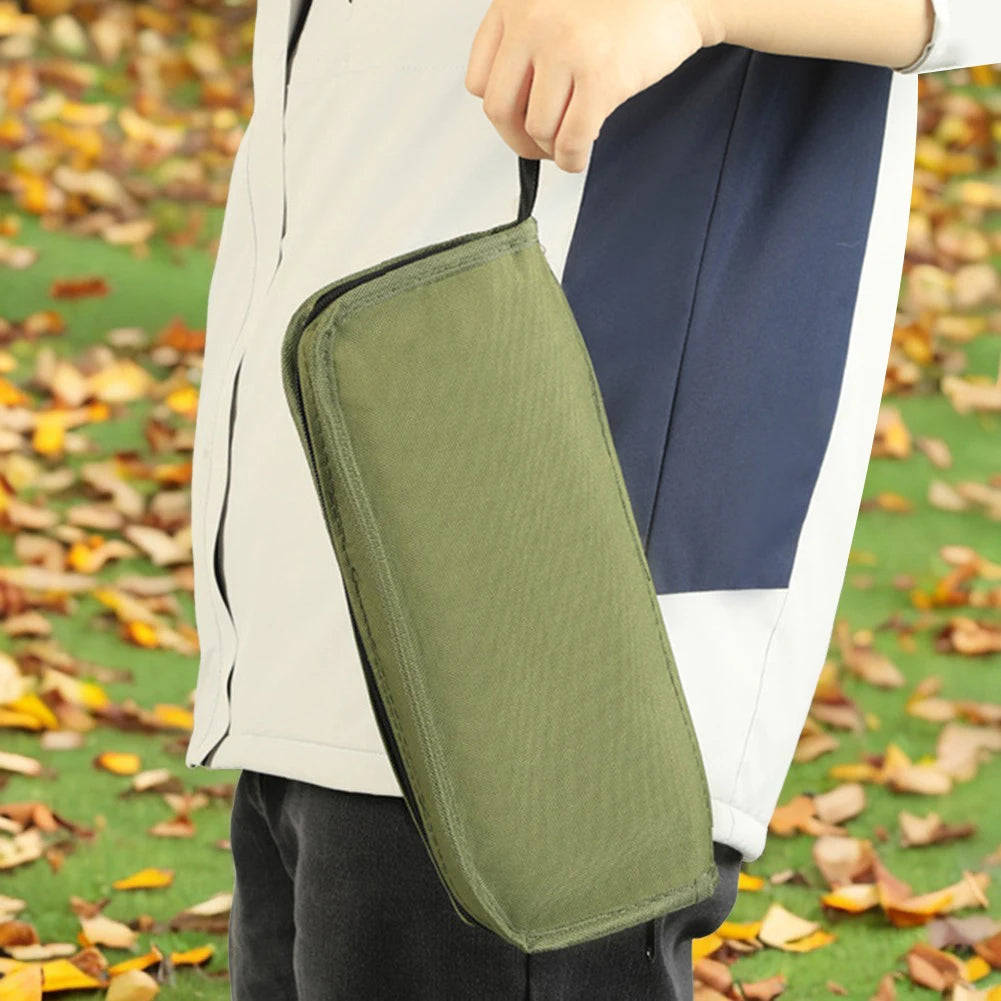 Sgabello pieghevole, portatile, 2 in 1, sedia da campeggio leggera con borsa portaoggetti per attività all'aperto, rosso
