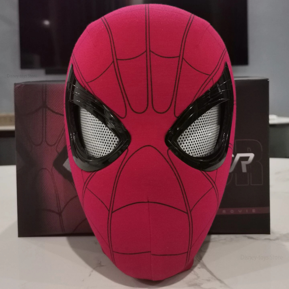 Yüksek kaliteli, dayanıklı malzemelerden yapılmış, hafif ve rahat Örümcek Maskesi, cosplay, Cadılar Bayramı veya temalı etkinlikler için mükemmeldir.