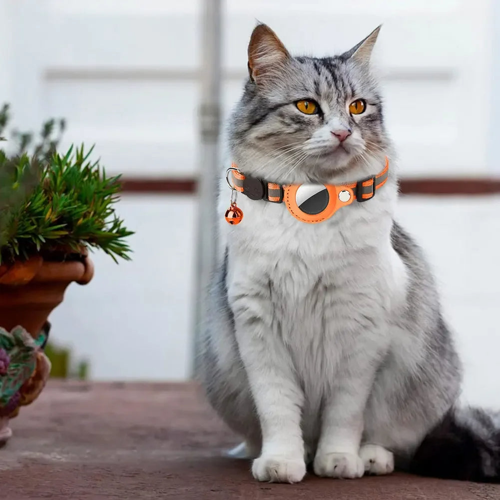 Pet Tracking Reflective Cat Collar With AirTag Holder And Night Safety Buckle
